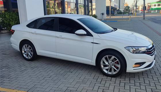 VOLKSWAGEN JETTA 1.4 250 TSI TOTAL FLEX COMFORTLINE TIPTRONIC VOLKSWAGEN JETTA 1.4 250 TSI TOTAL FLEX COMFORTLINE TIPTRONIC